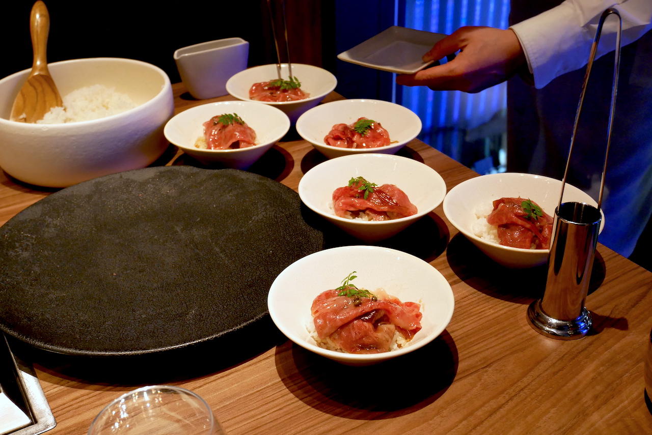 http://dinner.tokyo-review.com/images/1590084.jpg
