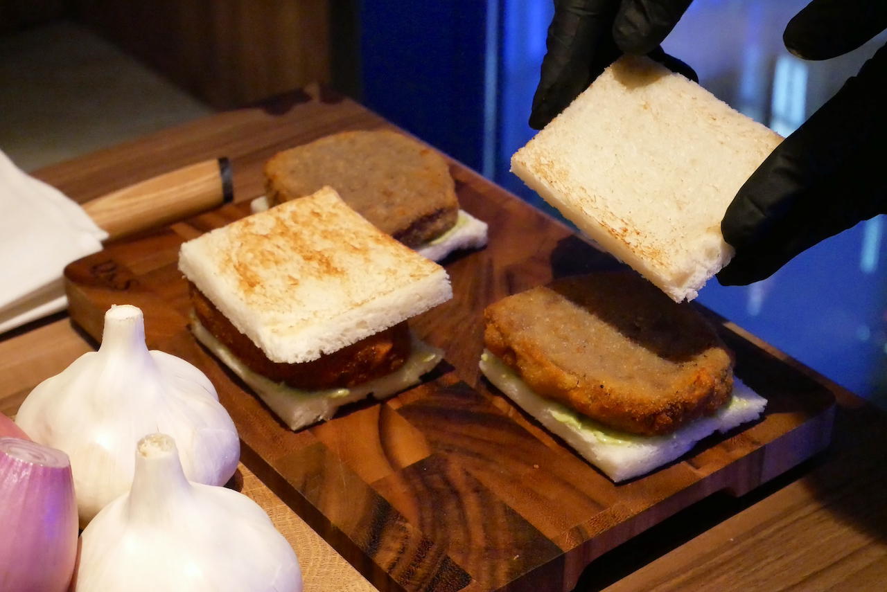 http://dinner.tokyo-review.com/images/1590279.jpg
