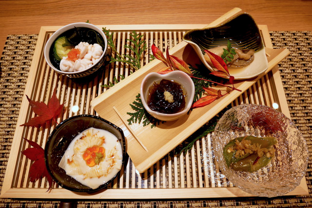 http://dinner.tokyo-review.com/images/25e2d2b69ae396517fe9487a9bda1bfcf74929bc.jpg