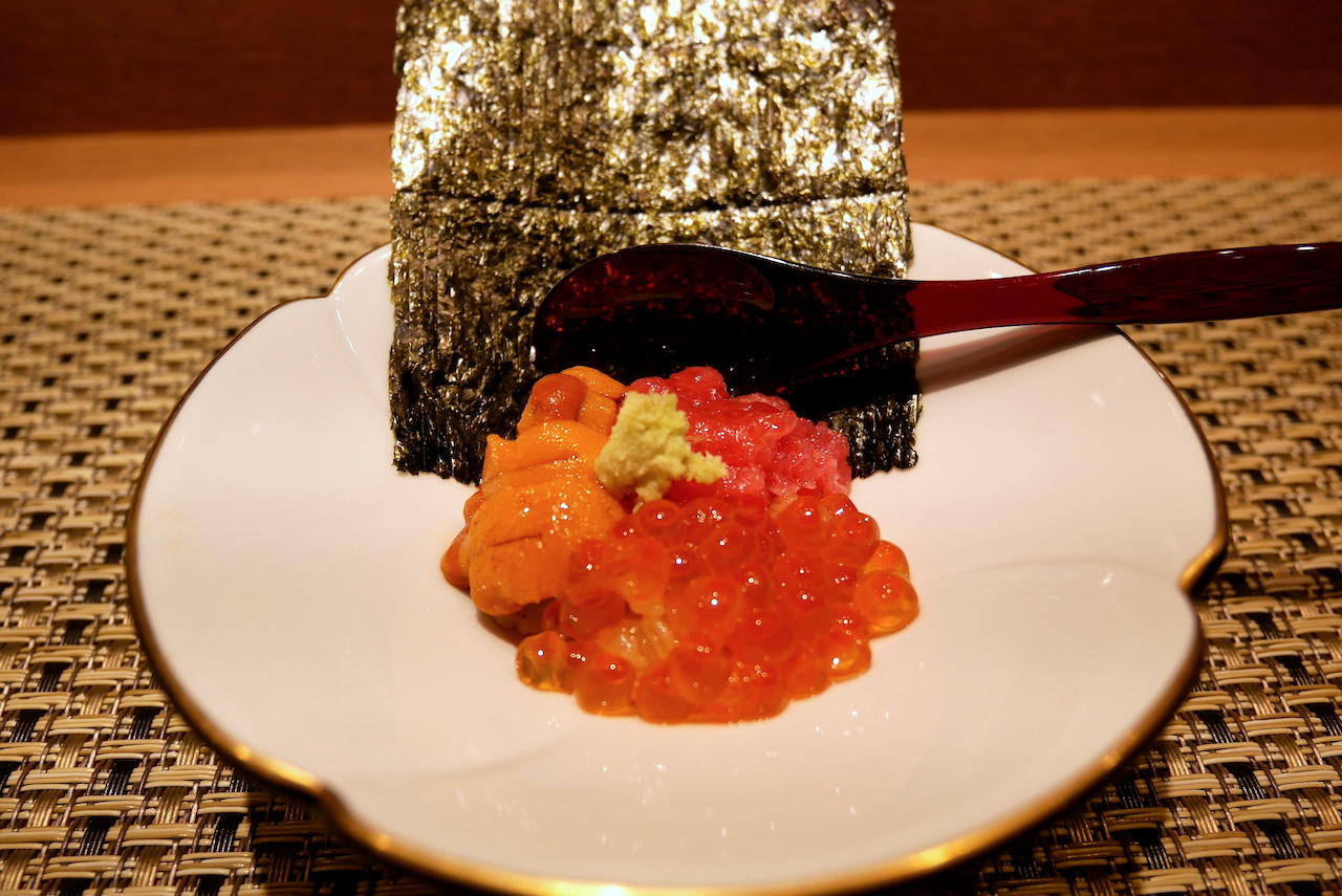 http://dinner.tokyo-review.com/images/28ee52f85c9d47198bc2fd0c15c17c3d36dd9b58.jpg