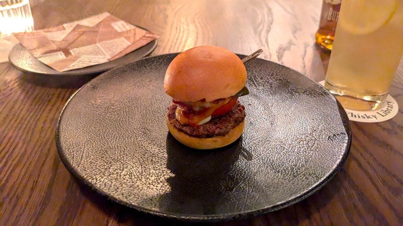 http://dinner.tokyo-review.com/images/62c4000c9d0850832d007a71dd03a99428b9aadb.jpg