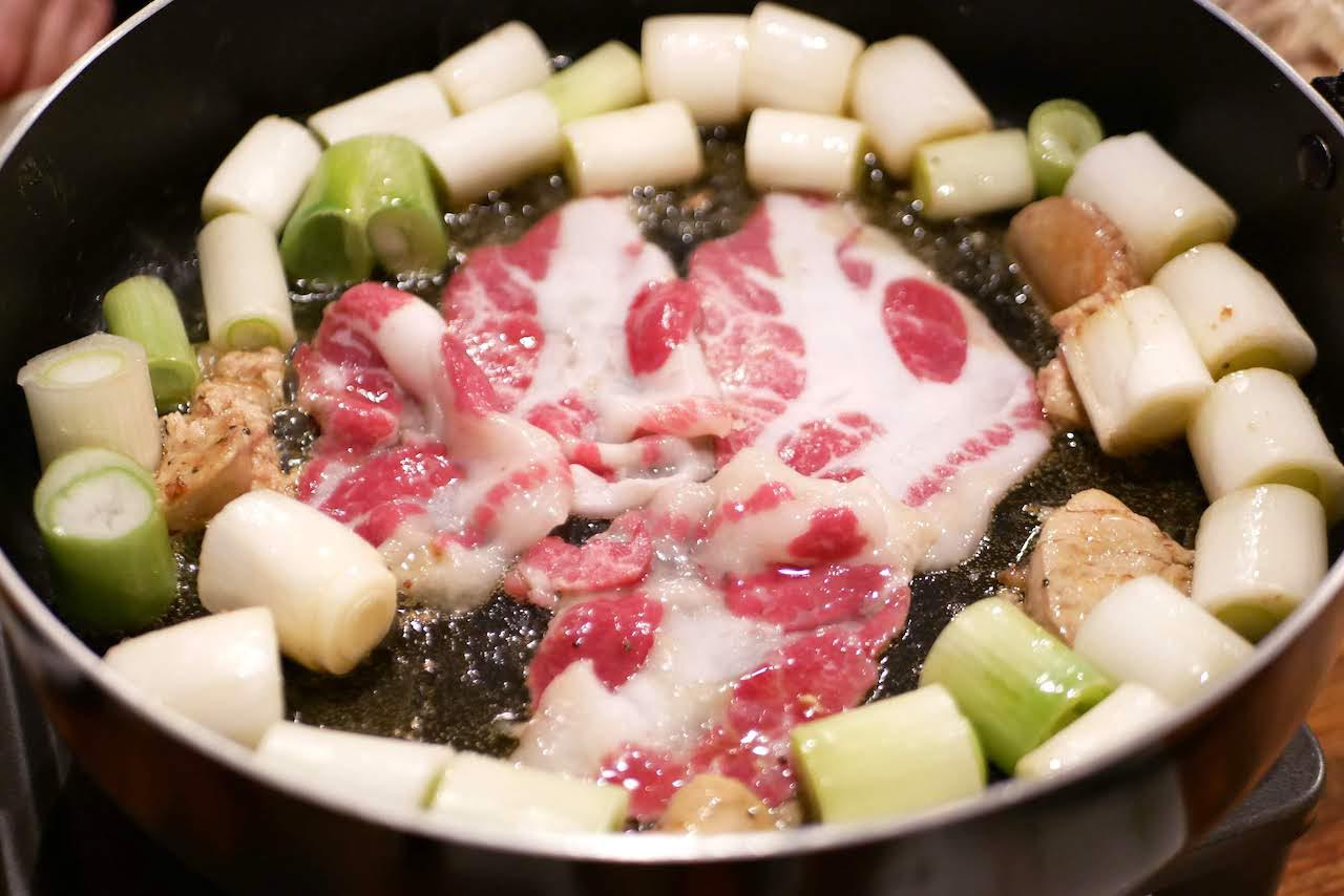 http://dinner.tokyo-review.com/images/6af048d631420954af4e43fd57973a50e35ef527.jpg