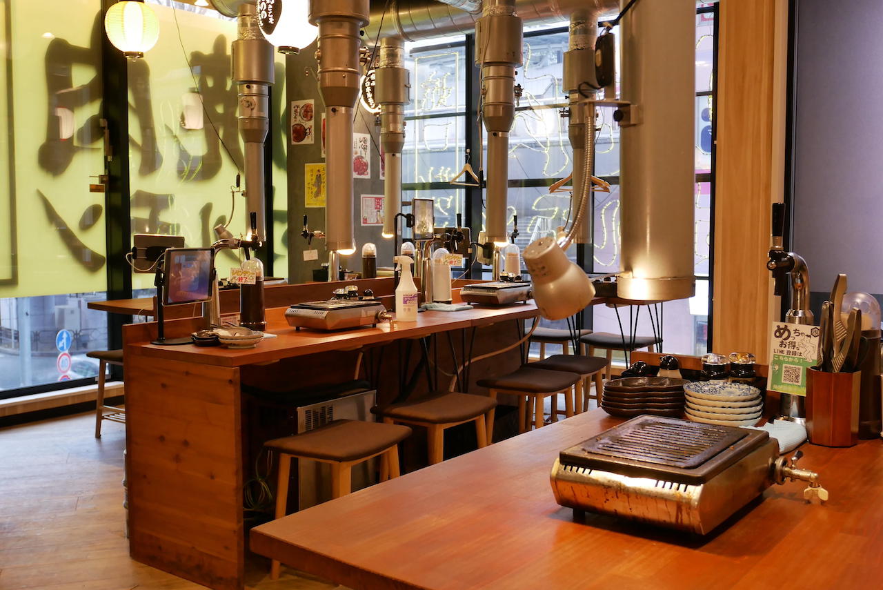 http://dinner.tokyo-review.com/images/9407da4692237e59efd9ccc1d44b892c00e82b53.jpeg