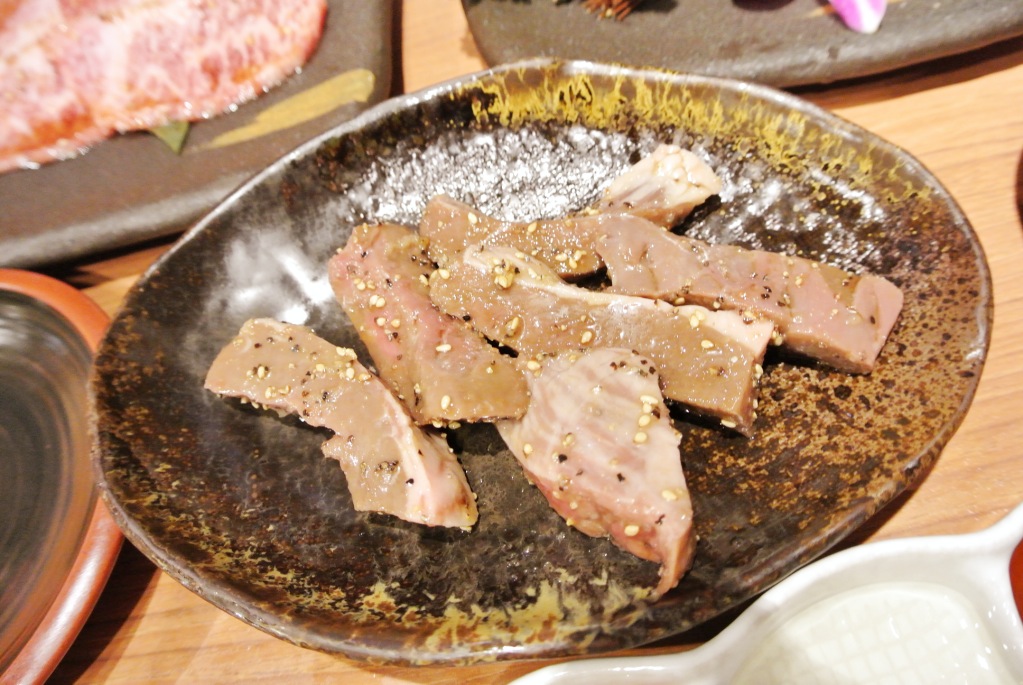 http://dinner.tokyo-review.com/images/DSC_2358_Fotor.jpg