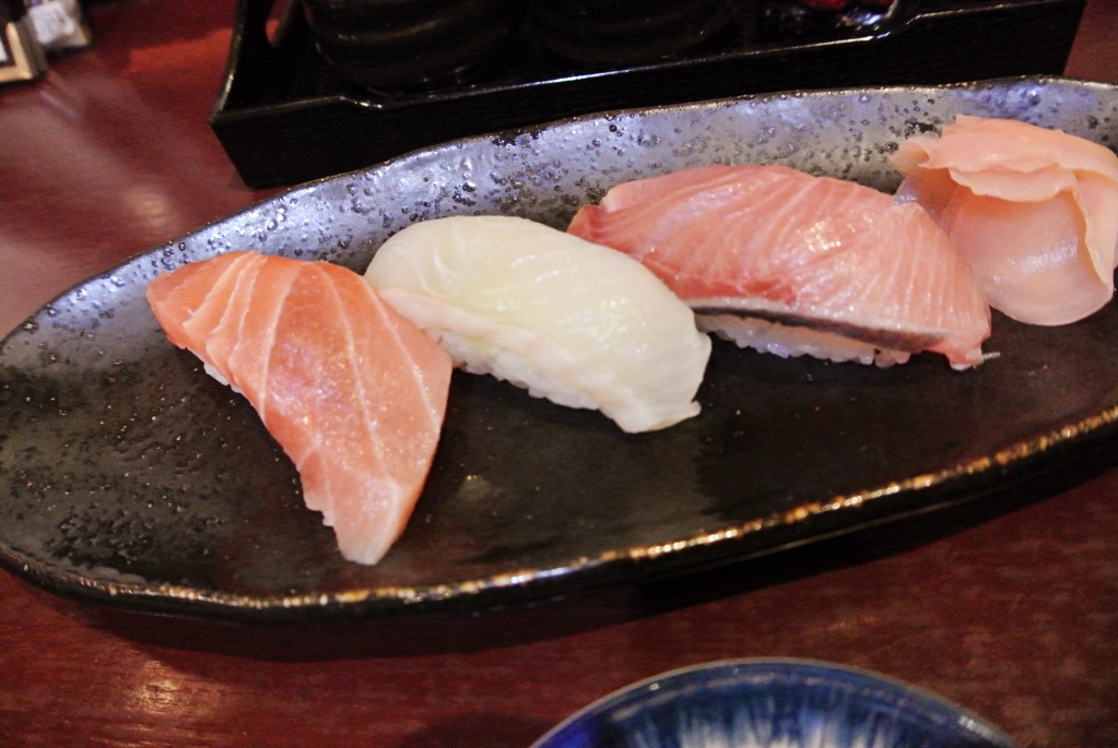 http://dinner.tokyo-review.com/images/DSC_2703_Fotor.jpg