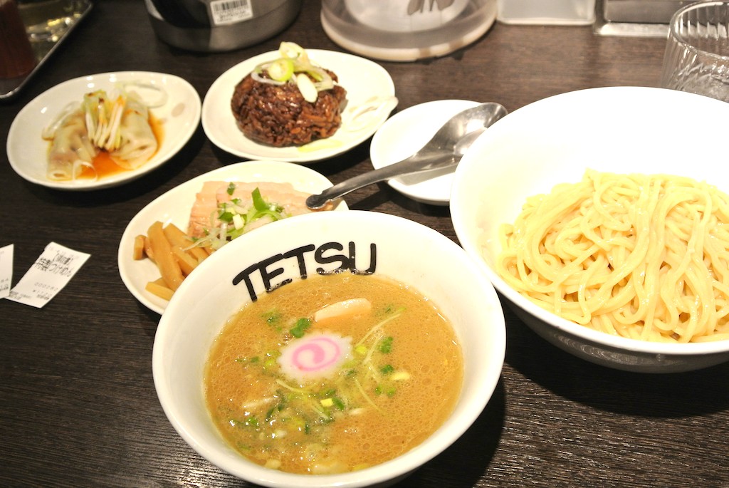 http://dinner.tokyo-review.com/images/DSC_4213.jpg