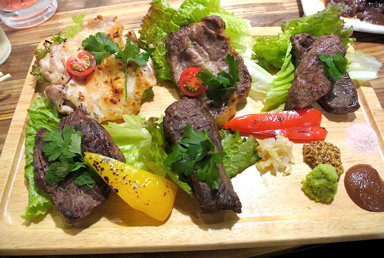 http://dinner.tokyo-review.com/images/DSC_7236.jpg