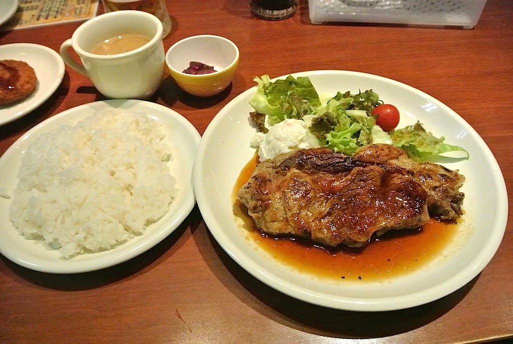 http://dinner.tokyo-review.com/images/DSC_7873.jpg