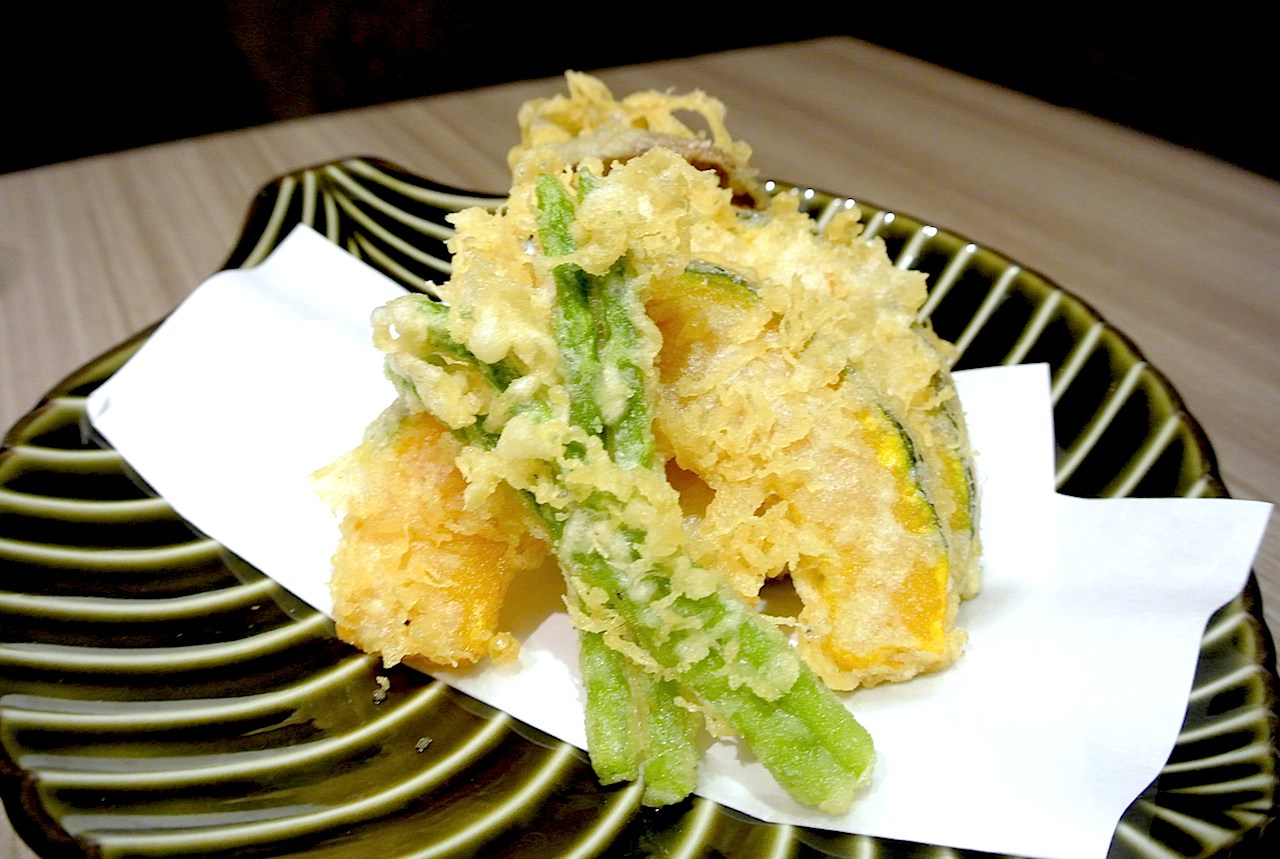 http://dinner.tokyo-review.com/images/DSC_8771.jpg