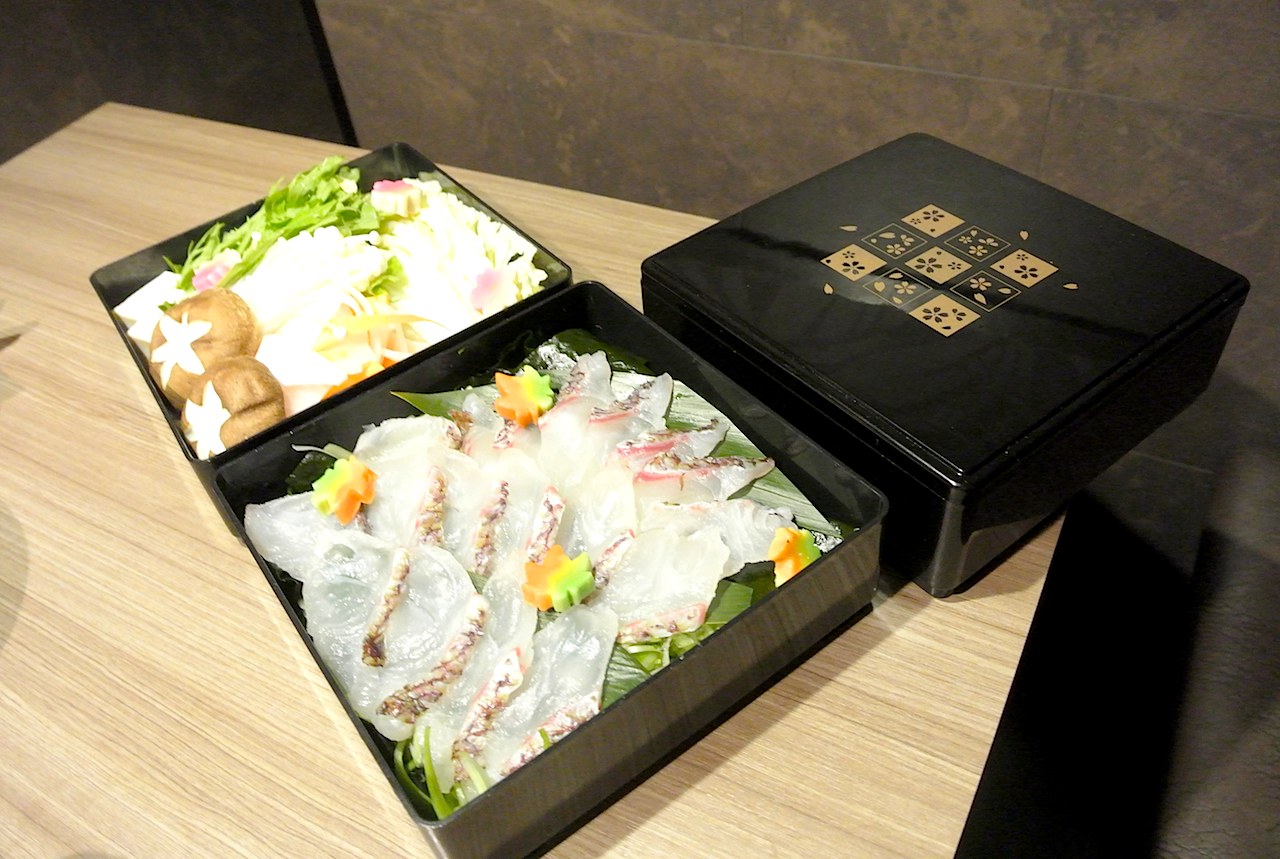 http://dinner.tokyo-review.com/images/DSC_8779.jpg