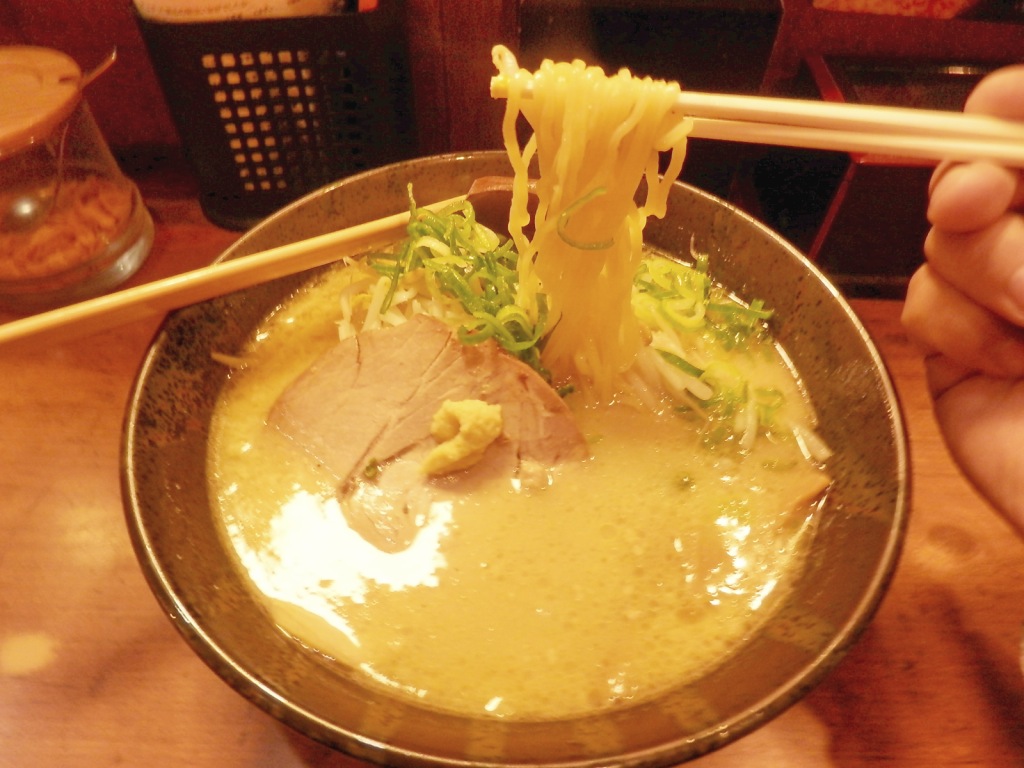 http://dinner.tokyo-review.com/images/P2160500_Fotor.jpg