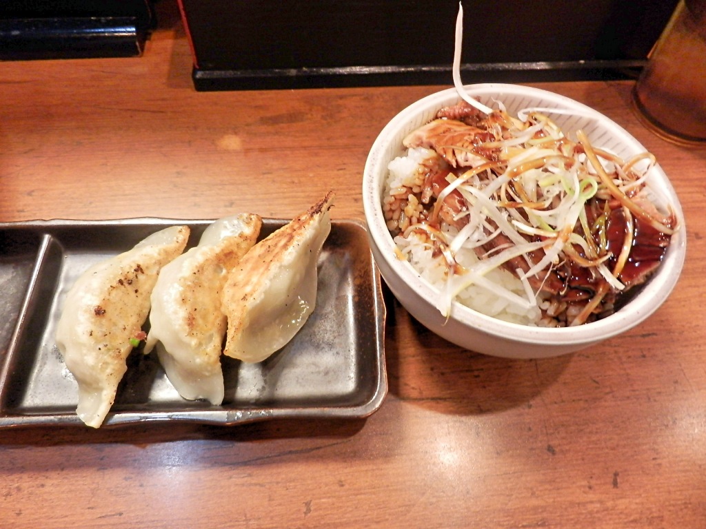 http://dinner.tokyo-review.com/images/P2160503_Fotor.jpg