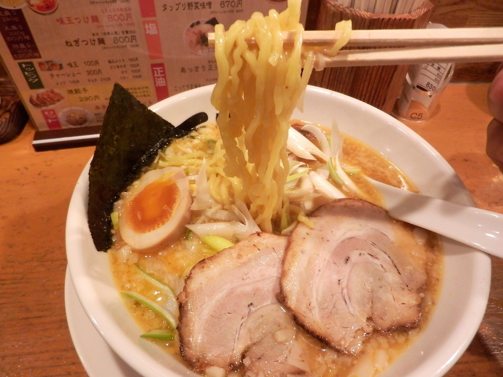 http://dinner.tokyo-review.com/images/P3121256_Fotor.jpg