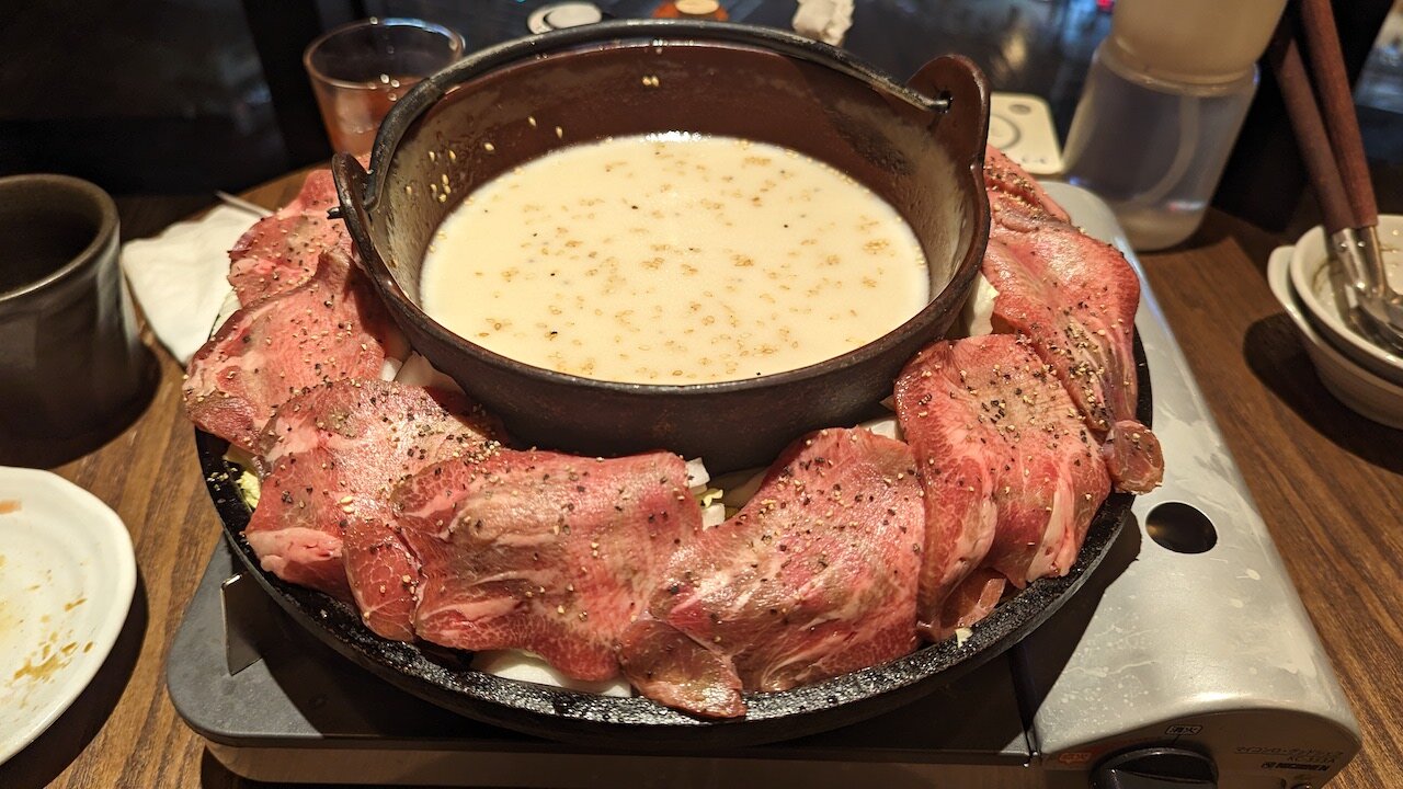 http://dinner.tokyo-review.com/images/PXL_20230222_113110614.MP.jpg