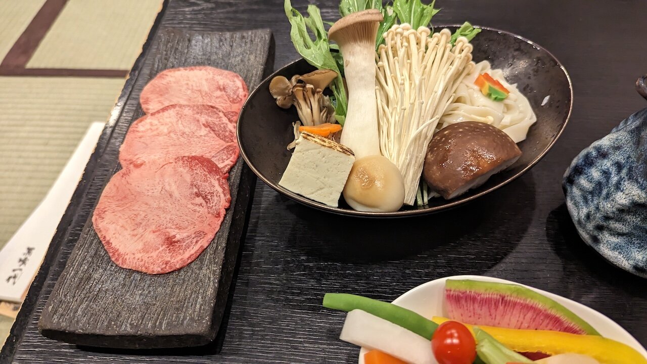 http://dinner.tokyo-review.com/images/PXL_20231202_032115221.MP.jpg