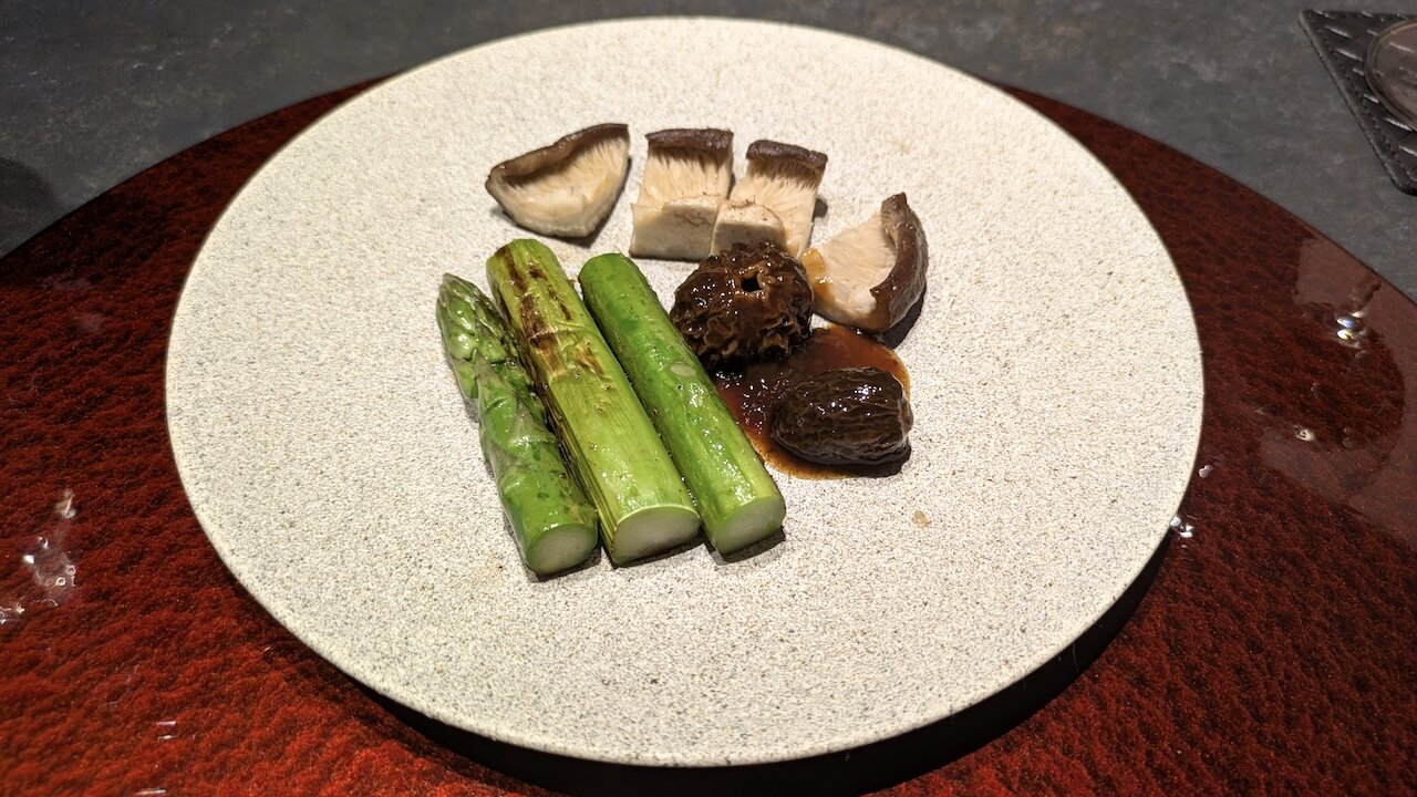 http://dinner.tokyo-review.com/images/PXL_20250408_110045343.MP.jpg