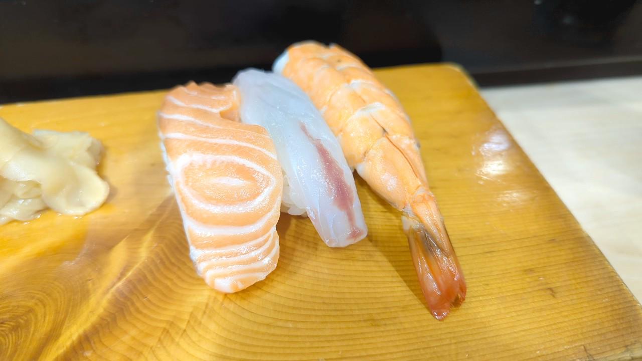 http://dinner.tokyo-review.com/images/cameringo_20220803_192432.jpg