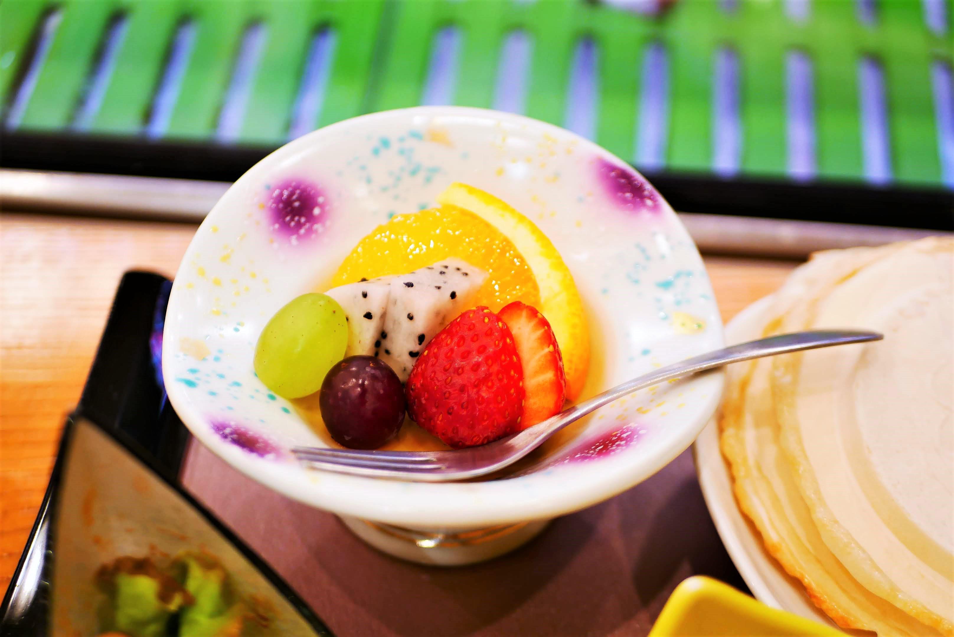 http://dinner.tokyo-review.com/images/d38a94bb632f2fa835258aed5c6f48408337751e.jpg