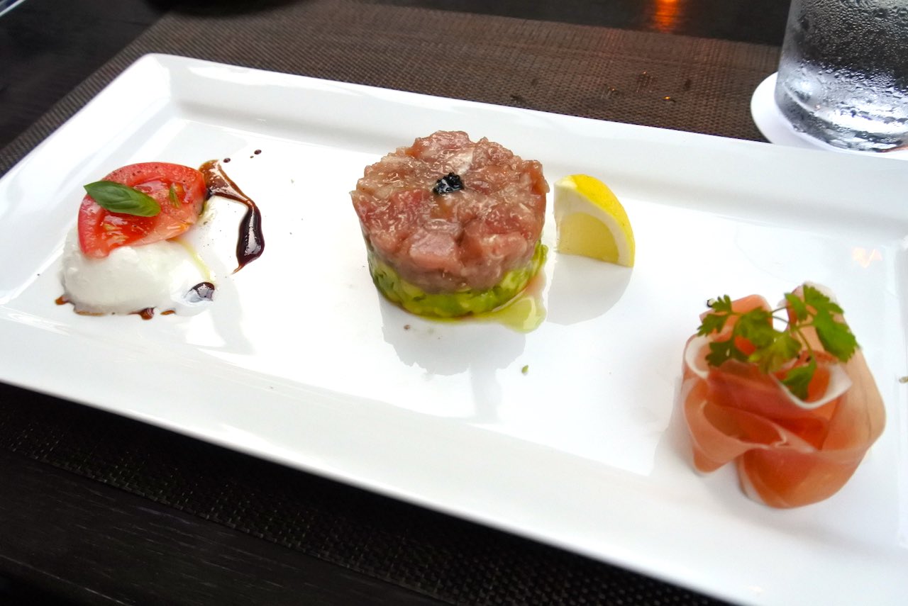 http://dinner.tokyo-review.com/images2/DSC_3946.jpg