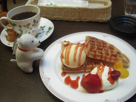 ストロベリーワッフル