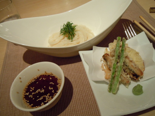 そうめん（うなぎと野菜の天ぷら添え）
