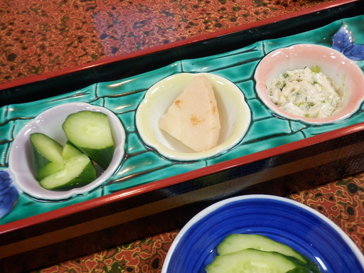 筍煮、胡麻秩父おなめ、生湯葉のわさび和え