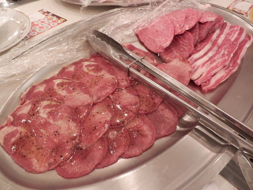 肉！肉！肉！