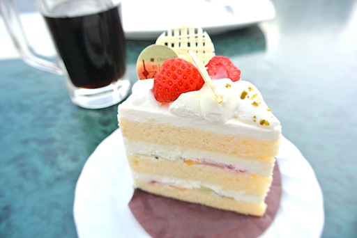 ホワイトチョコレートショートケーキ