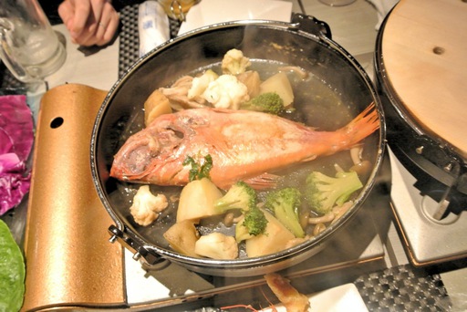 金目鯛のアクアパッツァ ～魚介の旨味を閉じ込めました～