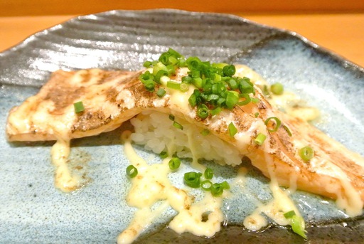 炙りトロサーモン
