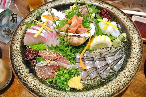 刺身盛り合わせ