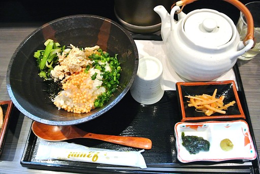 国産鶏ササミと柚子胡椒のお茶漬け