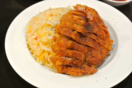 排骨炒飯