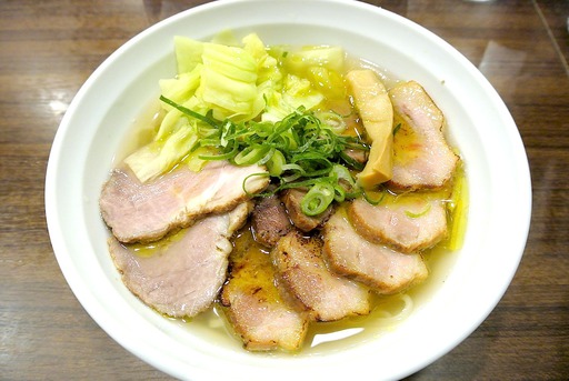 舞茸オリーブオイルの淡麗塩らーめん