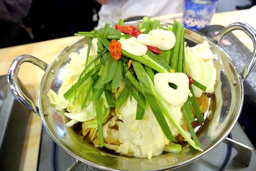 醤油味のモツ鍋