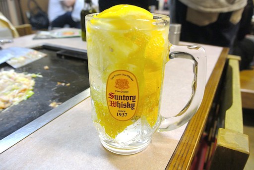 丸ごとレモンサワー
