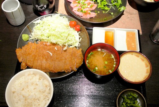 牛かつ定食