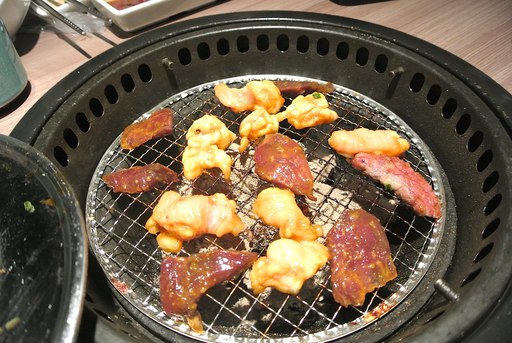 ホルモン