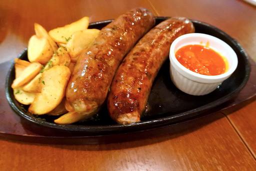 自家製スパイシーサルシッチャ