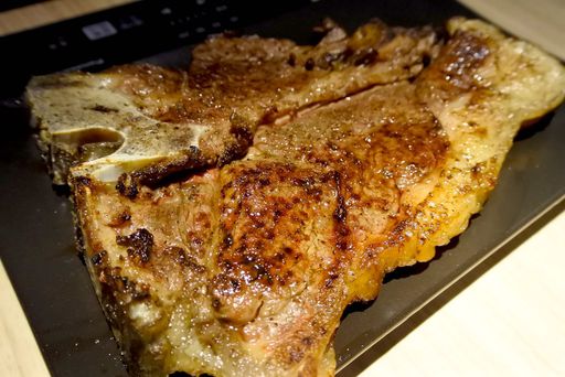 炭火焼きステーキ
