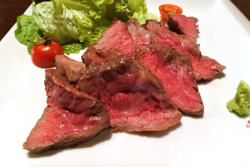 A5和牛イチボの炭火焼