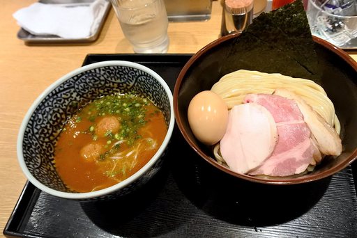 特製濃厚魚介つけ麺