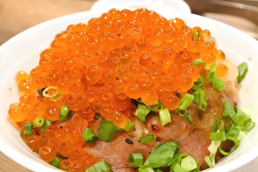 牛トロいくら丼