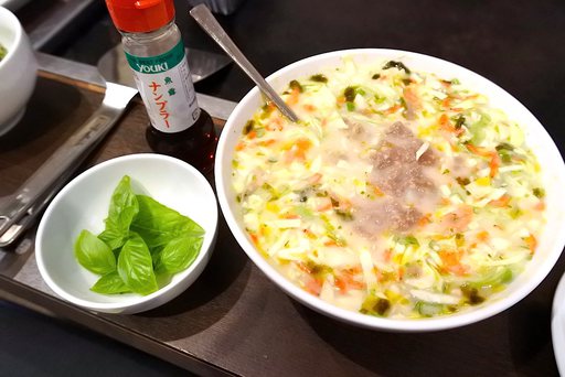 新作、ガパオもんじゃ！