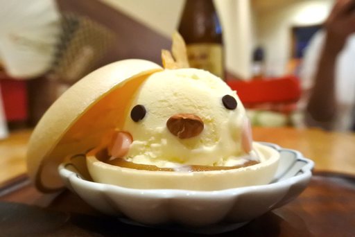 期間限定おかめいんこアイス