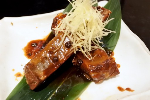 特製！黒豚のスペアリブ　～10種スパイス配合～