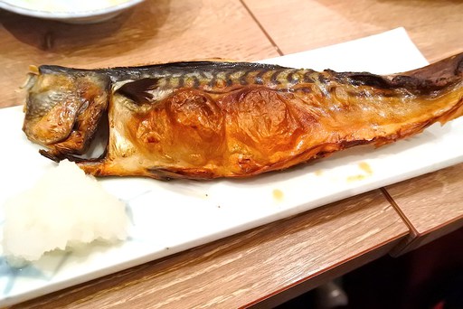 鯖の塩焼き