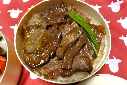 門崎熟成肉特製カルビ焼肉