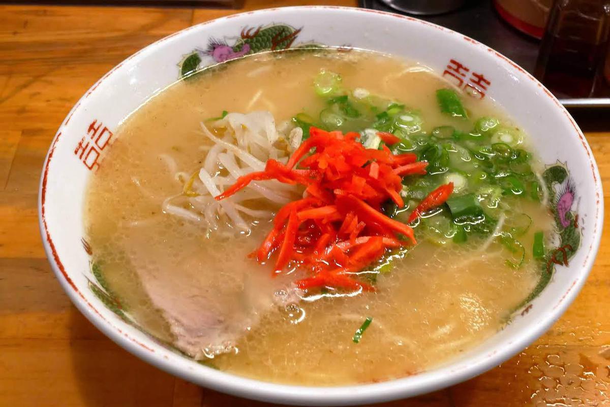 小倉で屋台の雰囲気を味わう！餃子もおでんもラーメンも、丸和前